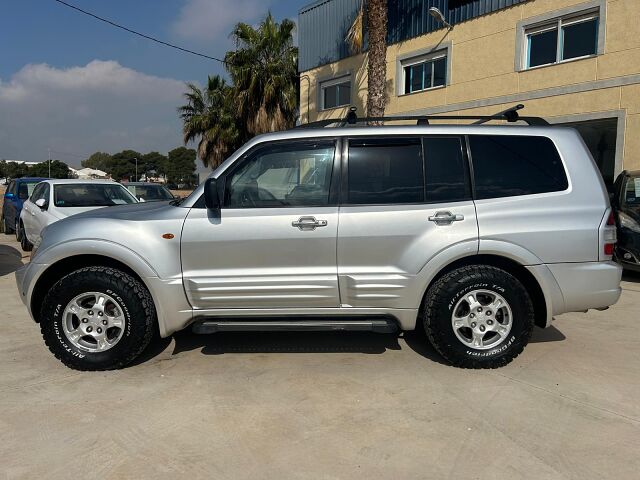MITSUBISHI PAJERO LWB 3.2 4WD AUTO SPANISH LHD IN SPAIN 177000 MILES 7 SEAT 2001